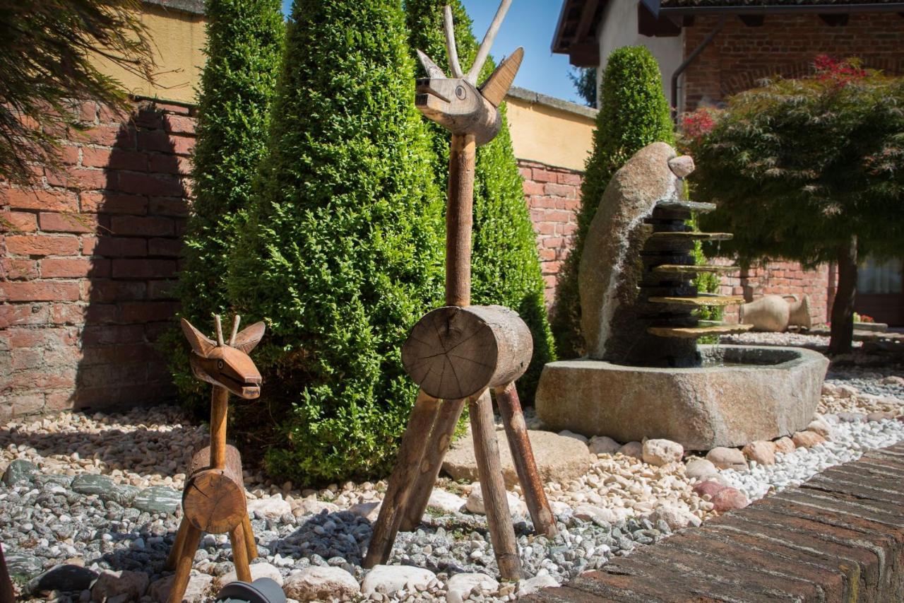Casa Del Grande Vecchio Bed & Breakfast Airasca ภายนอก รูปภาพ