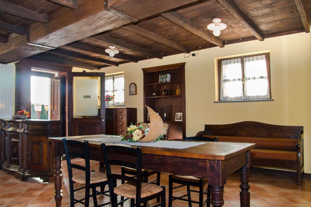 Casa Del Grande Vecchio Bed & Breakfast Airasca ภายนอก รูปภาพ