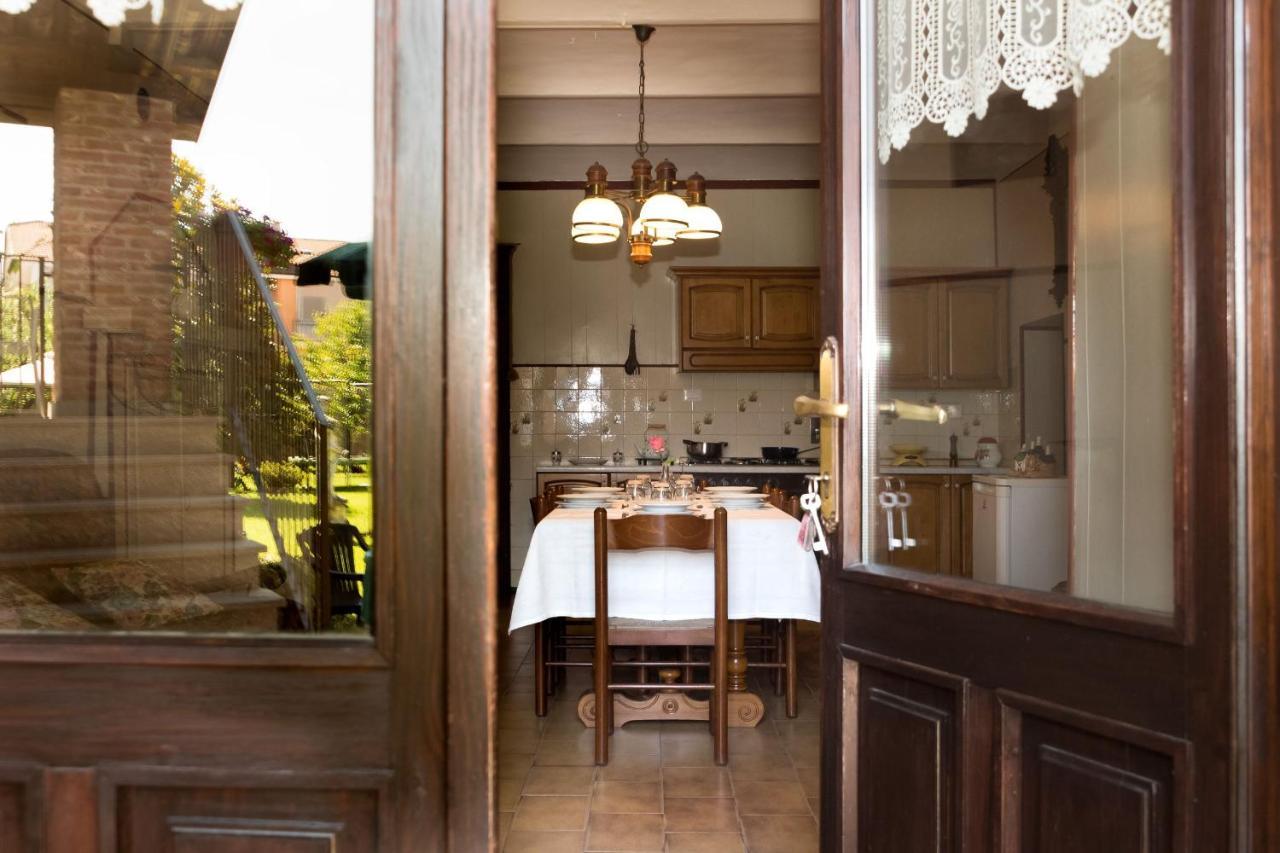 Casa Del Grande Vecchio Bed & Breakfast Airasca ภายนอก รูปภาพ