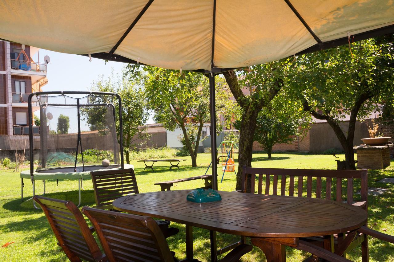 Casa Del Grande Vecchio Bed & Breakfast Airasca ภายนอก รูปภาพ