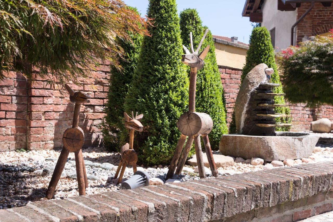 Casa Del Grande Vecchio Bed & Breakfast Airasca ภายนอก รูปภาพ