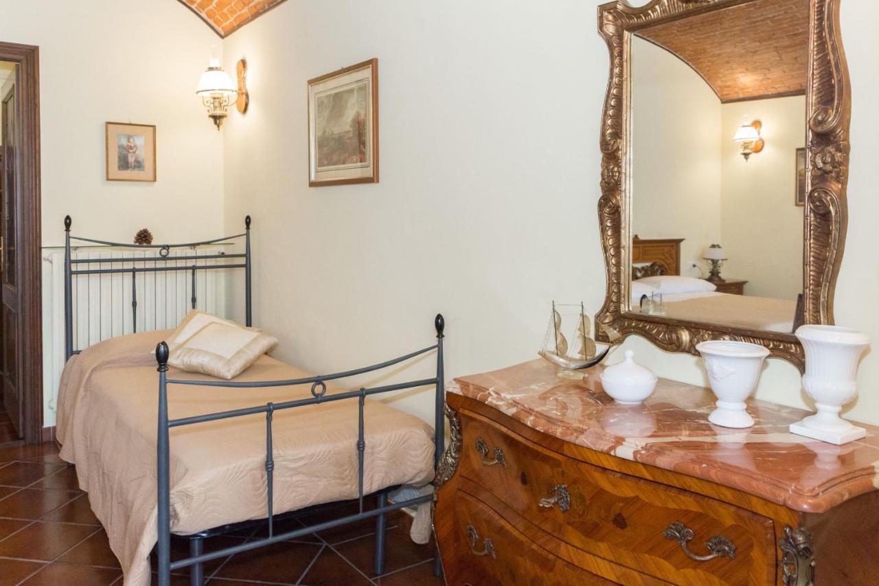Casa Del Grande Vecchio Bed & Breakfast Airasca ภายนอก รูปภาพ