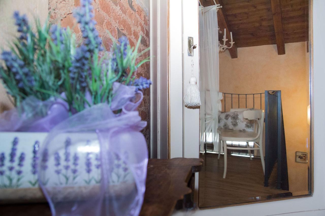 Casa Del Grande Vecchio Bed & Breakfast Airasca ภายนอก รูปภาพ