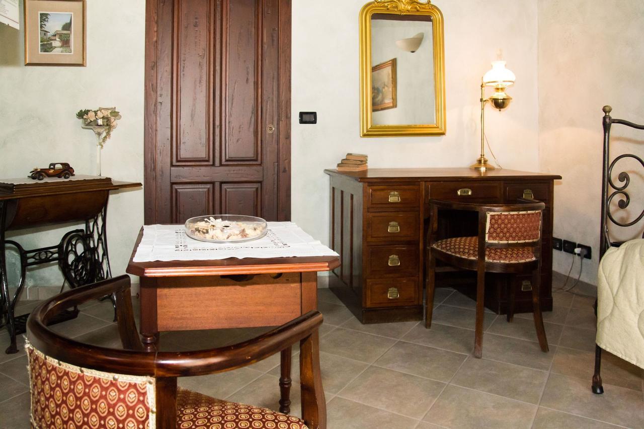 Casa Del Grande Vecchio Bed & Breakfast Airasca ภายนอก รูปภาพ