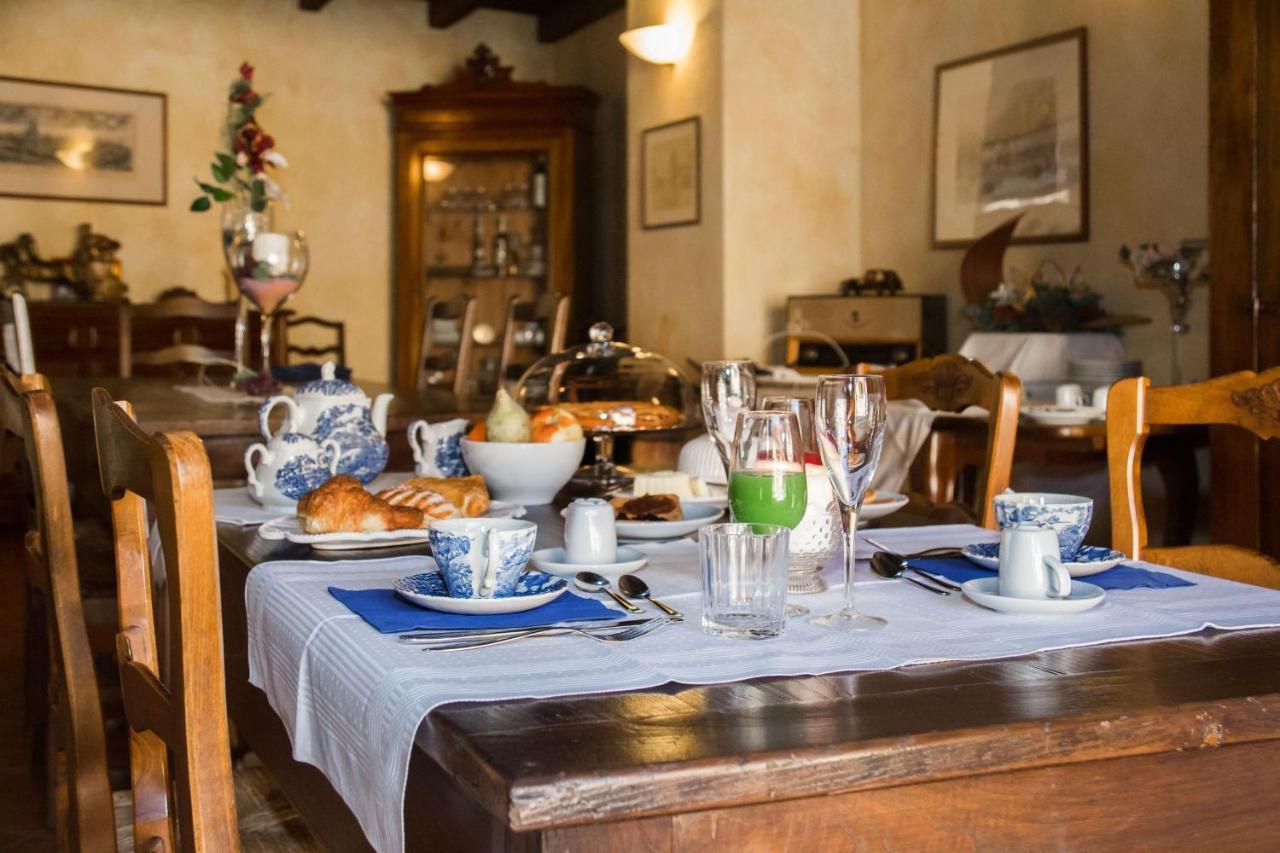 Casa Del Grande Vecchio Bed & Breakfast Airasca ภายนอก รูปภาพ